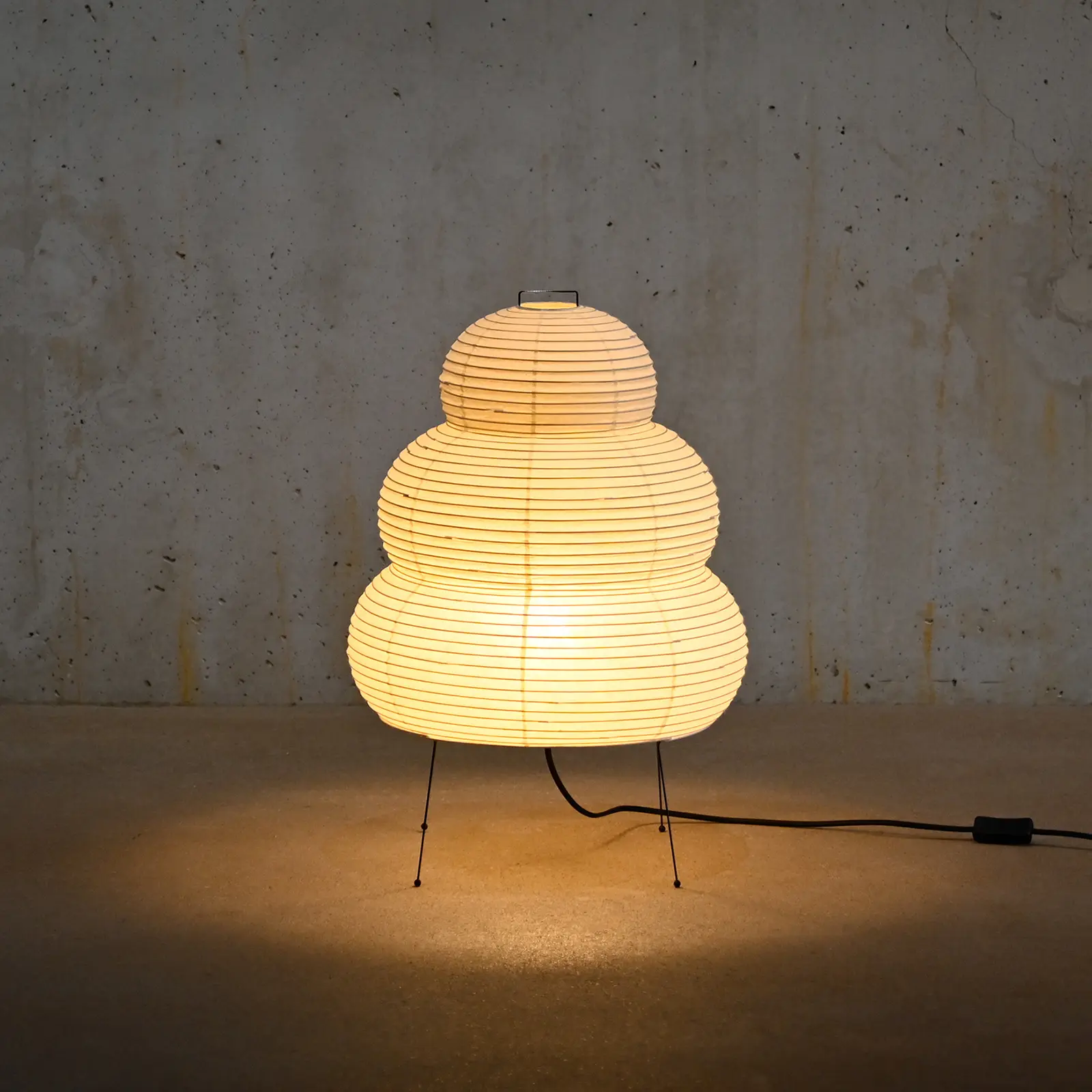 Isamu Noguchi Akari Light Sculpture 24N