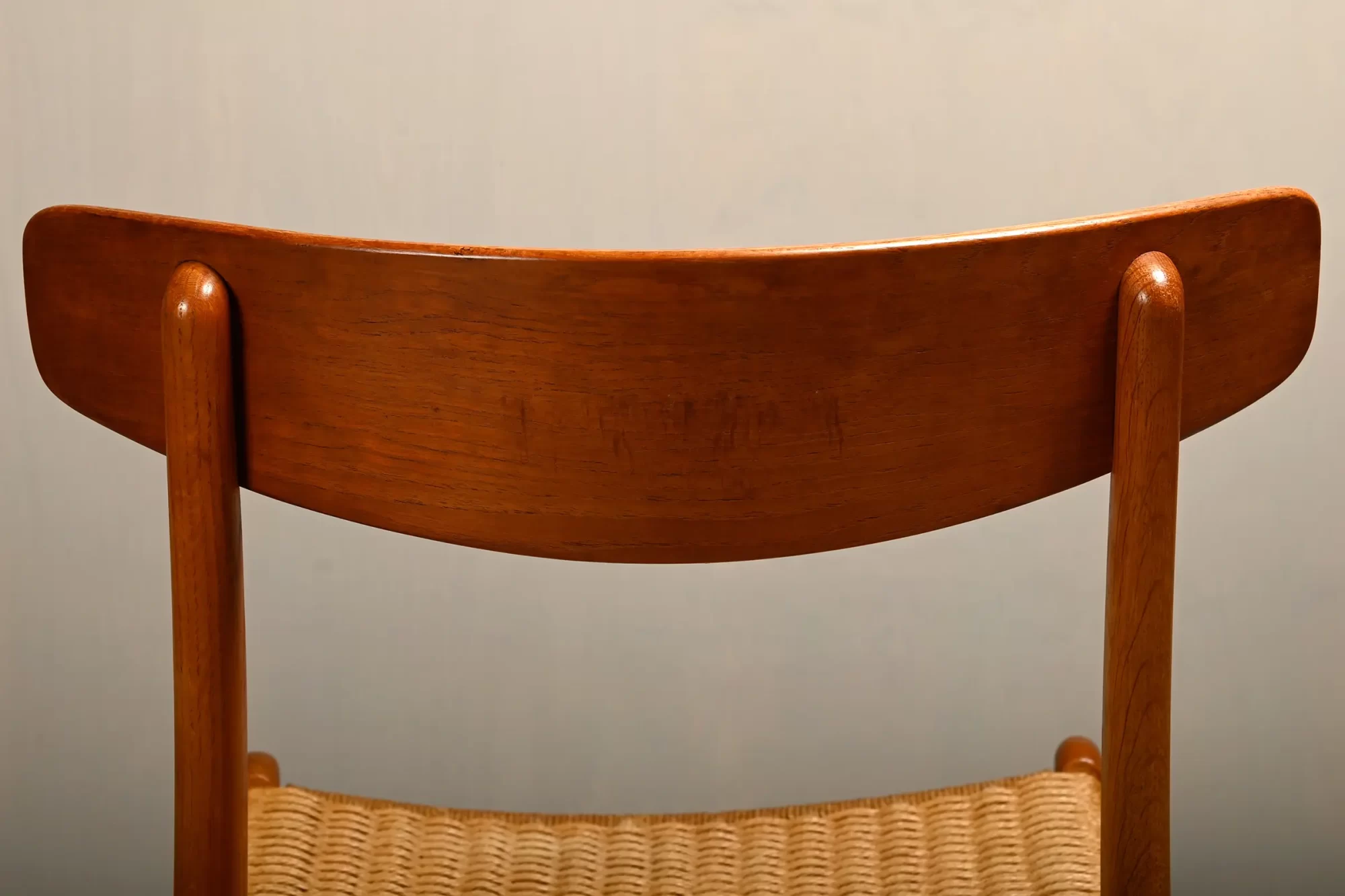 Hans J. Wegner CH23 dining chairs Carl Hansen & Son, Denmark oak, teak and papercord