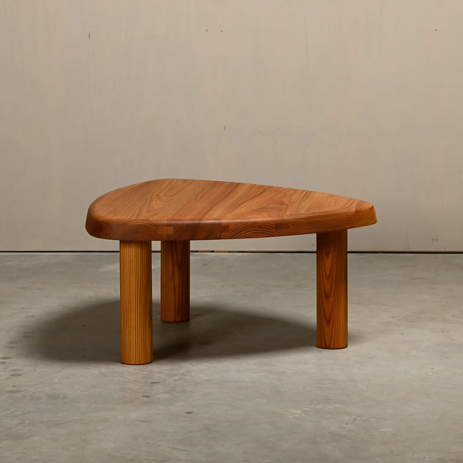 Pierre Chapo Table T23A