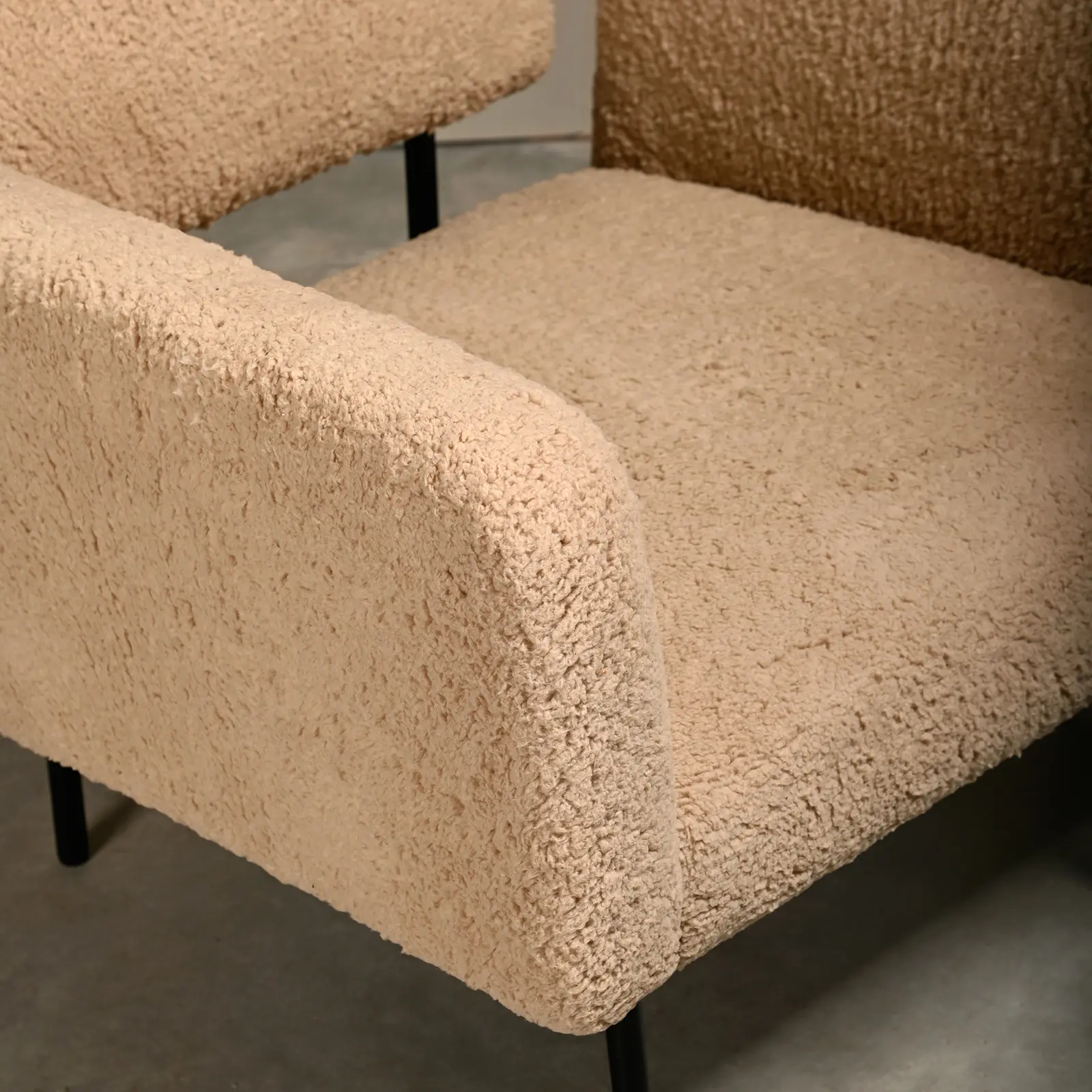 Nathan Lindberg Design Model 42 Armchairs with beige Teddy Fabric