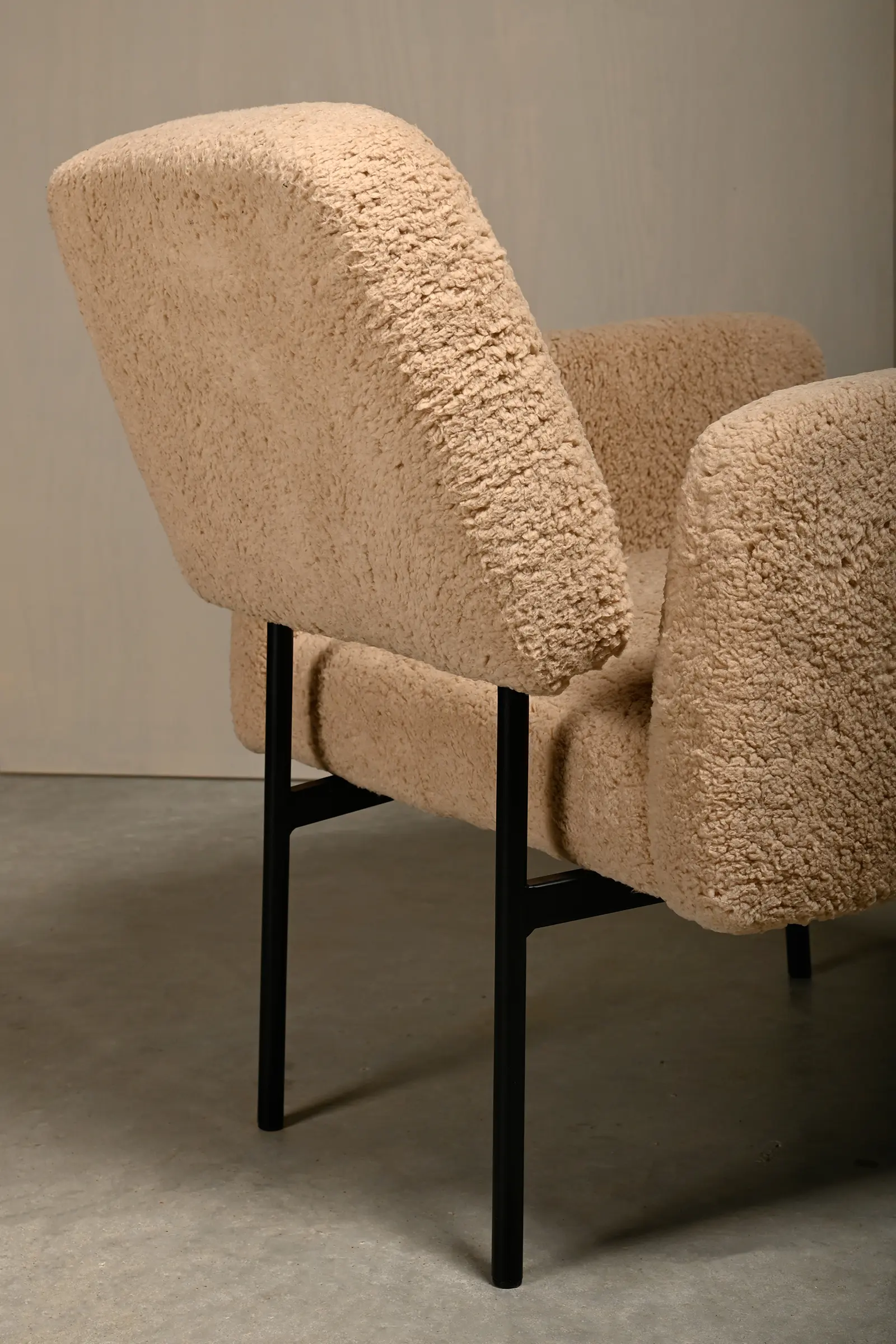 Nathan Lindberg Design Model 42 Armchairs with beige Teddy Fabric