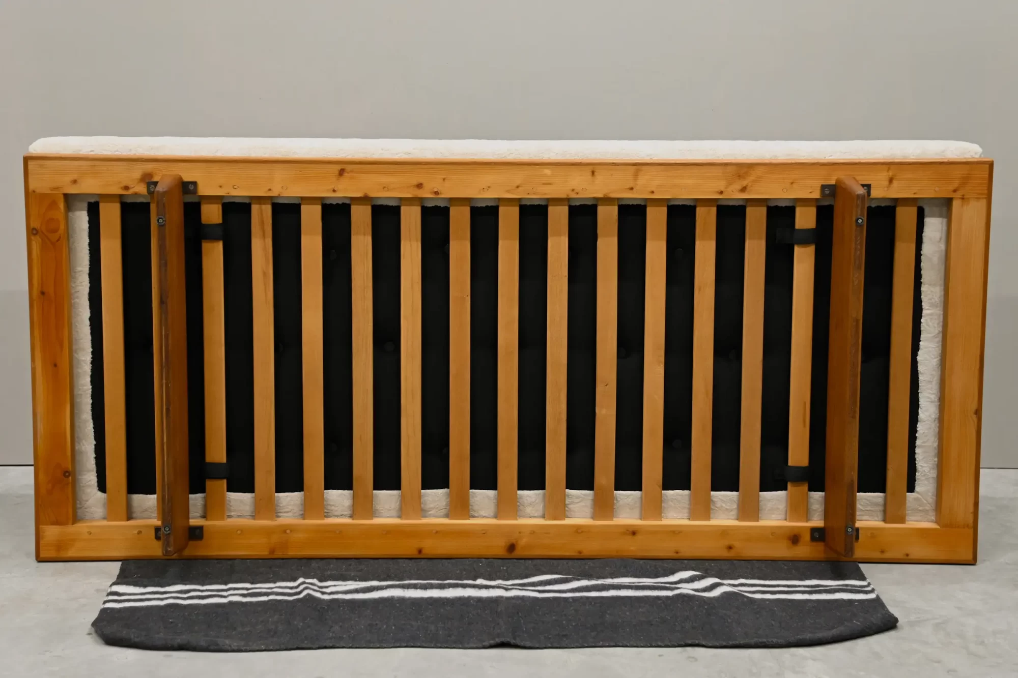 Børge Mogensen daybed, Oak and almond colored fabric for Fredericia Stolefabrik
