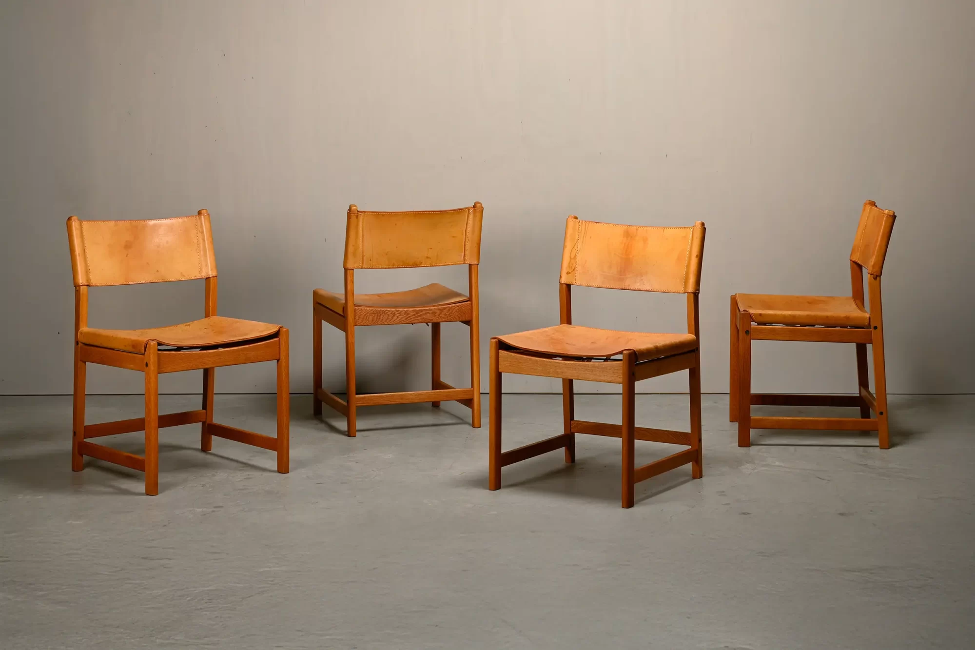 Kurt Østervig hunting Dining Chairs in Oak and Cognac Leather for KP Møbler