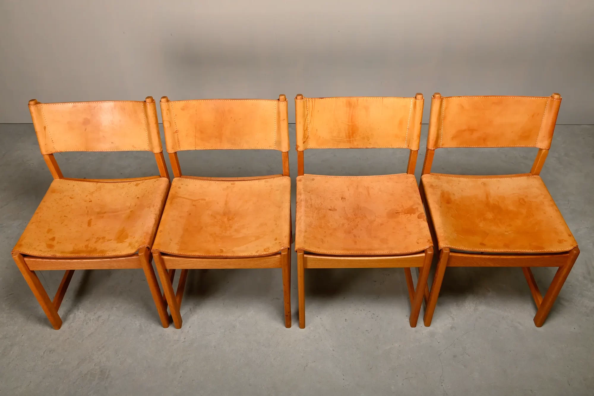 Kurt Østervig hunting Dining Chairs in Oak and Cognac Leather for KP Møbler