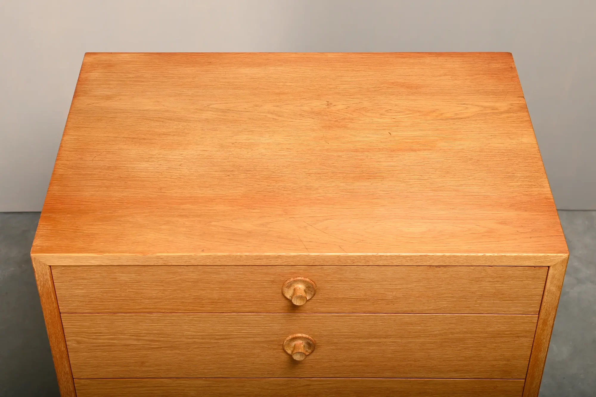 Børge Mogensen Öresund Chest of Drawers in Oak veneer for Karl Andersson, 1960s.