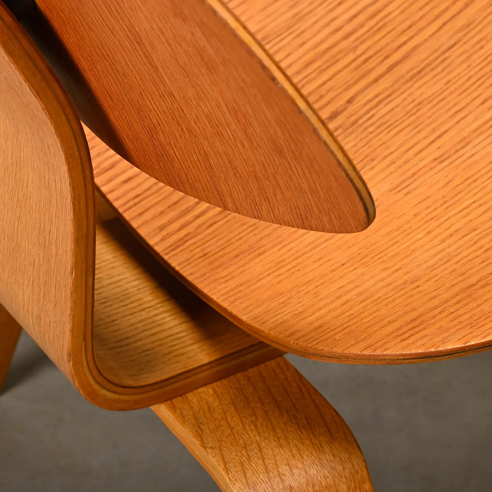 Charles & Ray Eames LCW Ash 1951
