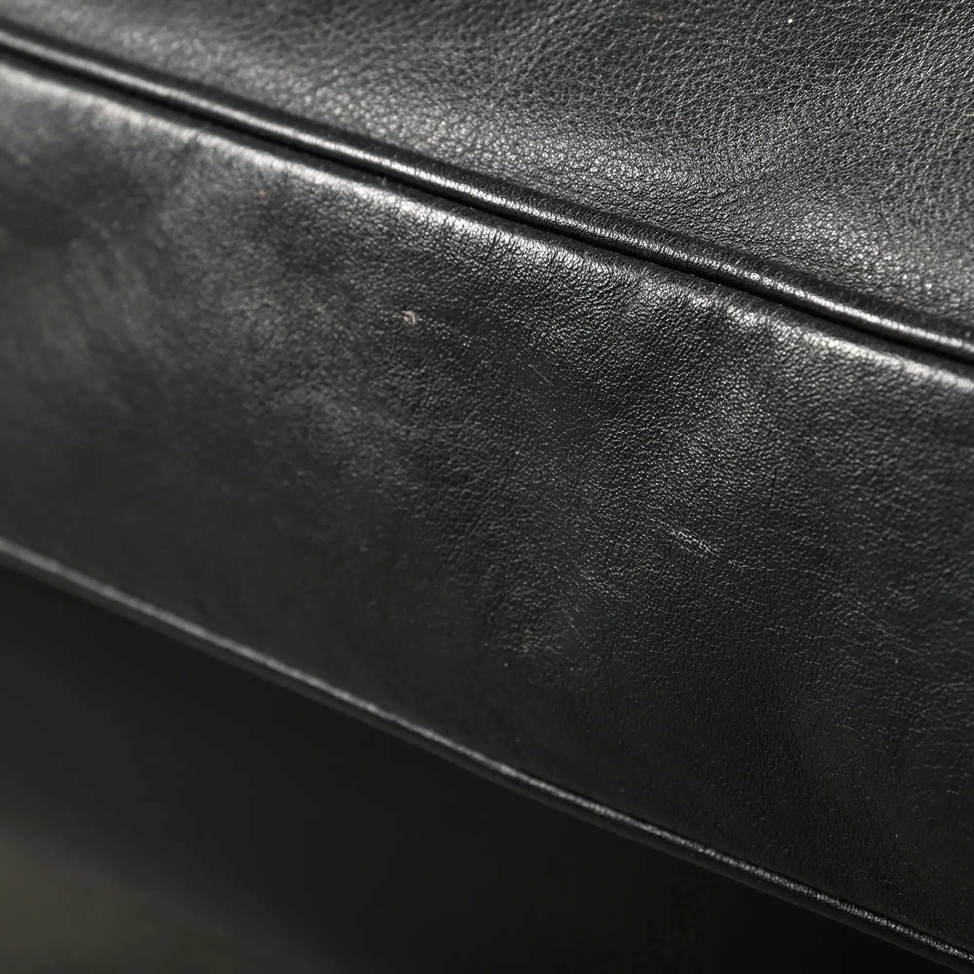 Illum Wikkelsø Three-Seater Sofa Model V11 in Black Leather, Denmark 1960s