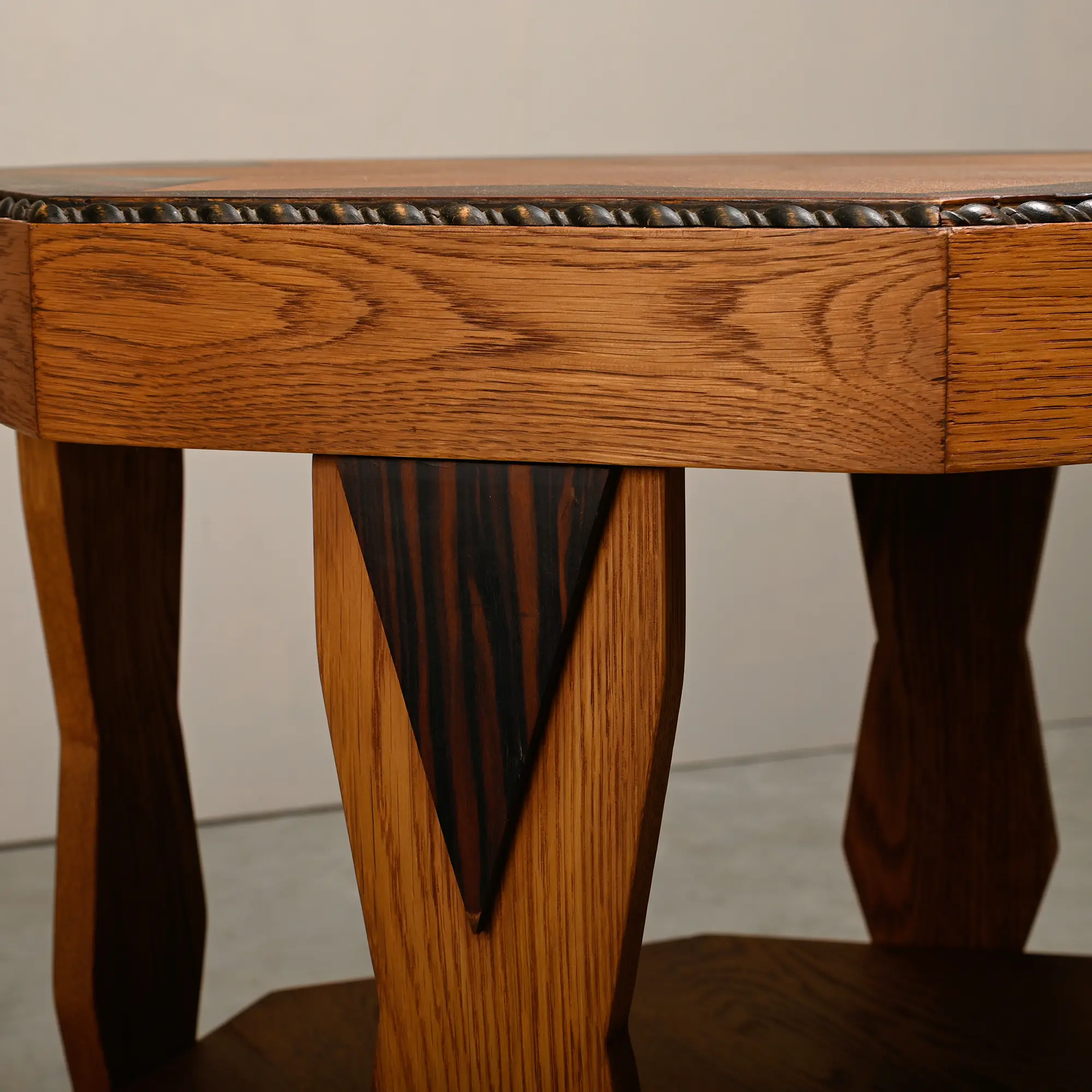 Dutch Art Deco Amsterdam School coffee table or side table